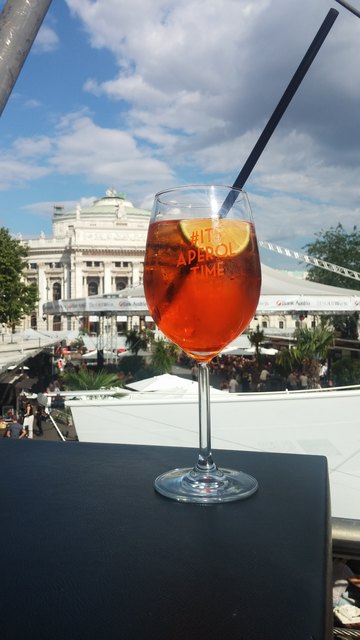 Afterwork Spritz Rathausplatz Wien