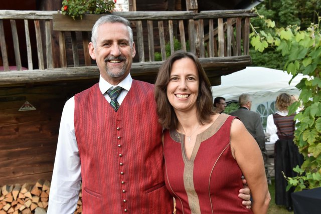 Oberst Anton Resch (Militärischer Berater Österreichs in Brüssel) mit seiner Frau Sonja Resch.