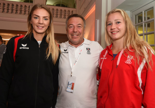 Johann Polczer mit Ivona Dadic und Sarah Lagger | Foto: Polczer