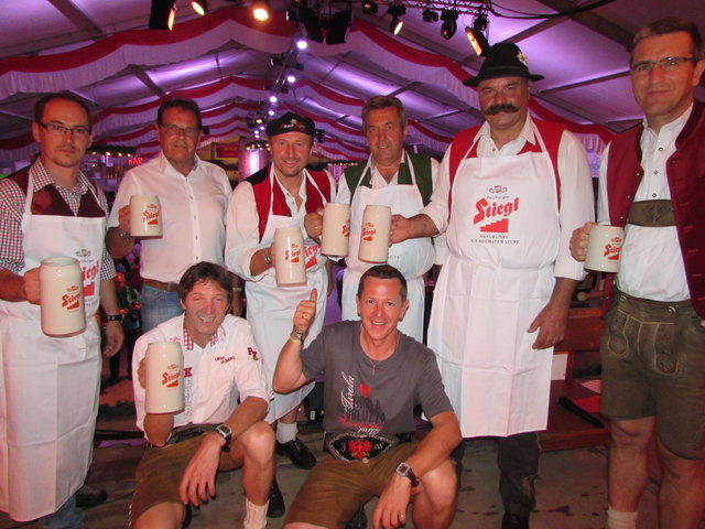 Bieranstich des 23. Pfunds Kerle Festes.
