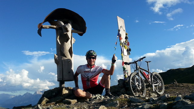 Für den dreifachen Winterparalympicsteilnehmer Michi Kurz ist die Naturkulisse eines der schönsten Erlebnisse beim Stoneman | Foto: KK