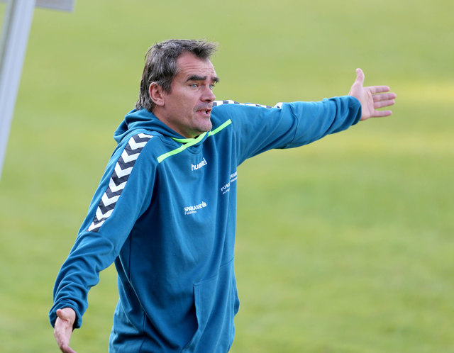 Nicht zufrieden ist SV Feldkirchen Trainer Robert Micheu mit dem Verlauf der ersten fünf Meisterschaftsrunden
Foto: Kuess | Foto: Kuess