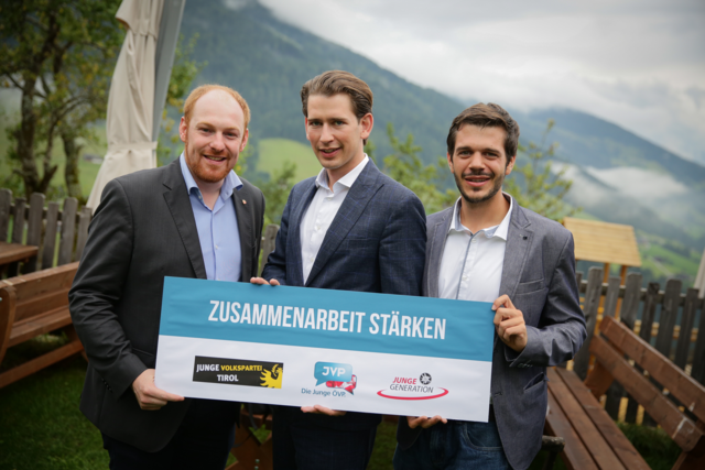 Die Zusammenarbeit der Jungen Volkspartei mit der Jungen Generation der Südtiroler Volkspartei stärken wollen v.l. JVP-Landesobmann Dominik Schrott, JVP-Bundesobmann Sebastian Kurz und JG-Obmann Rene Tumler.