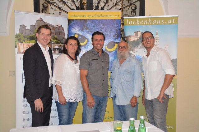 Christian Vlasich, Tamara Schumeth, Schauspieler Thomas Koziol, Bildhauer Josef Koppandi und Manuel Komosny.