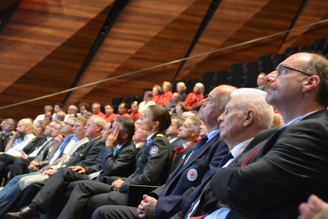 Die beeindruckende Jahres-Leistungsbilanz zog die Ehrengäste in den Bann.