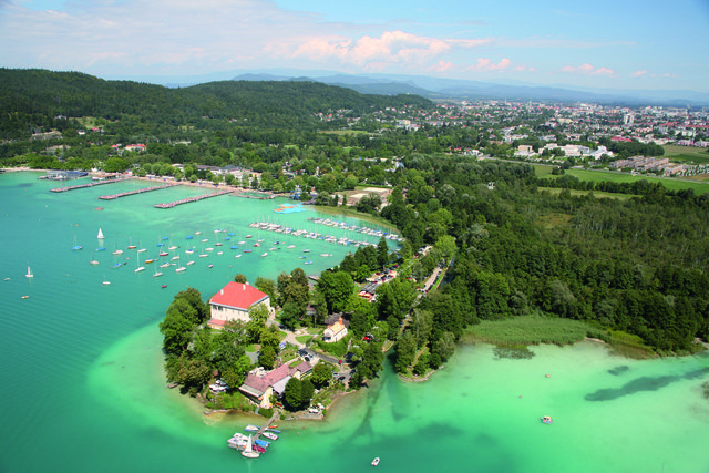 Ein echtes Schmuckstück am Wörthersee: Seit Monaten kursieren wilde Gerüchte um die Zukunft des Lorettobades | Foto: Wörthersee Tourismus