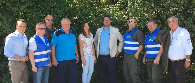 FPÖ-Bezirksobmann Andreas Bors, Andreas Fenz, Siegfried Pichler, Erich Malacek, GR Kerstin Stoiber, NR Christian Hafenecker, Günter Baumgartner, Michael Peischl und LA Erich Königsberger | Foto: FPÖ Tulln