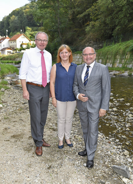 Landesrat Dr. Stephan Pernkopf, Bundesrätin Sandra Kern und Bgm. Josef Ott