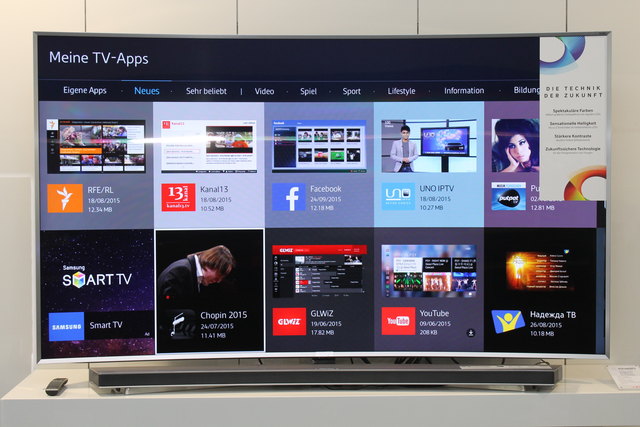 Kein Vergleich mehr zu den Röhrengeräten der 80er und 90er sind die aktuellen – teils schon kurvigen – HD-TVs.