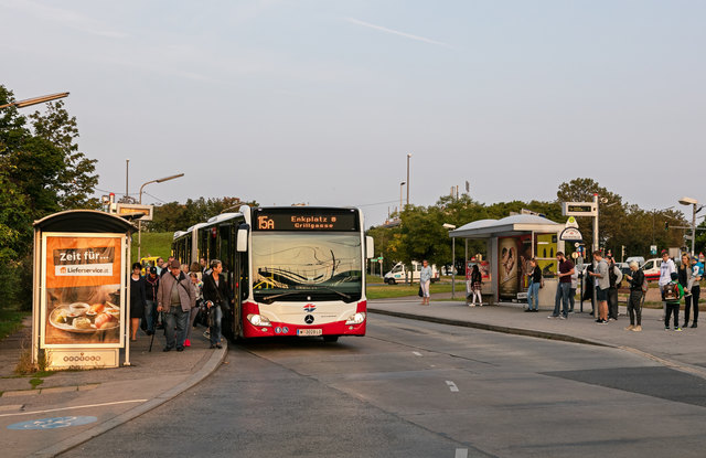 Neue Mercedes Busse auf der Linie 15a, Altes Landgu.