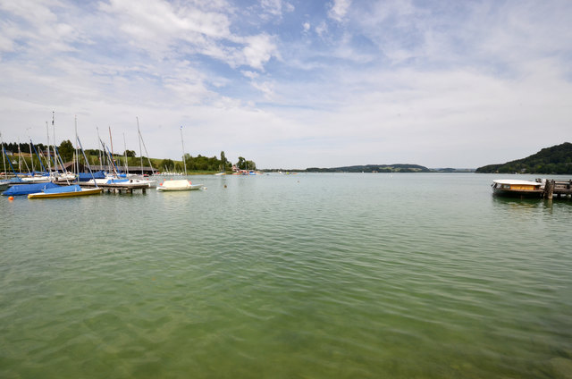 Mattsee ist mit Gemeindegebiet auf zwei Seen Salzburgs feuchtester Ort.