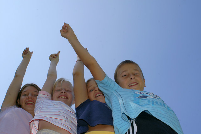 727 Kinder und Jugendliche erhalten in Kärnten ein "Startpaket" | Foto: Stephanie Hofschlaeger  / pixelio.de