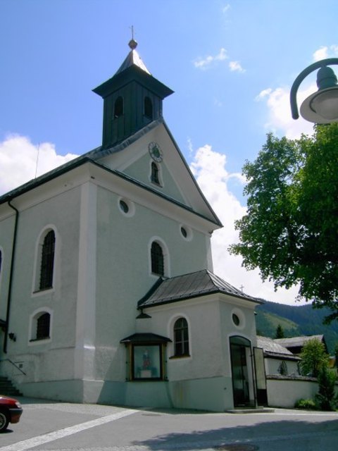Am 25. September erklingt die Volkslied-Messe von Andreas Gassner um 7.30 Uhr in der Pfarrkirche Lungötz und um 9.00 Uhr in der Pfarrkirche Annaberg im Rahmen des Erntedankfestes. Jeweilige Gestaltung: Kirchenchor