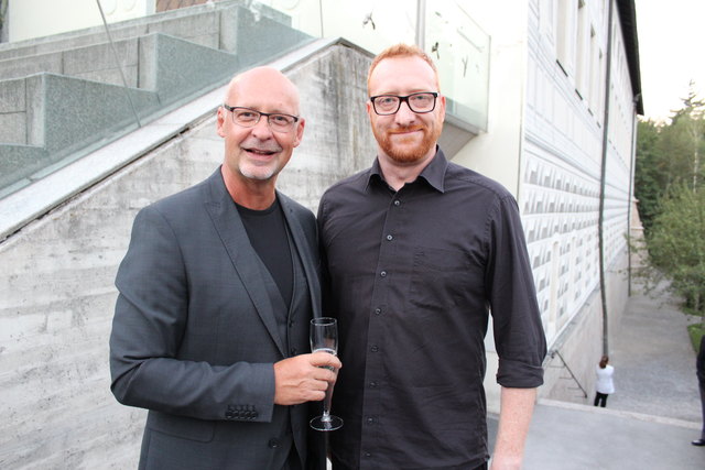Landestheater-Chefintendant Johannes Reitmeier mit dem Bass-Bariton Marc Kugel, der einen Gastauftritt hatte