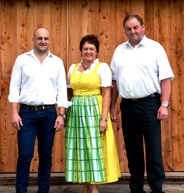 Familienbetrieb: Florian, Heidi und Karl Mehrl (v.l.).
