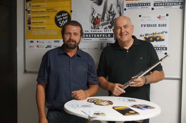 Unterhaltsam: Markus Jahn (l.) mit seinem 1. Gast 2016, dem Arzt und Kabarettisten Dr. Michael Mandak.