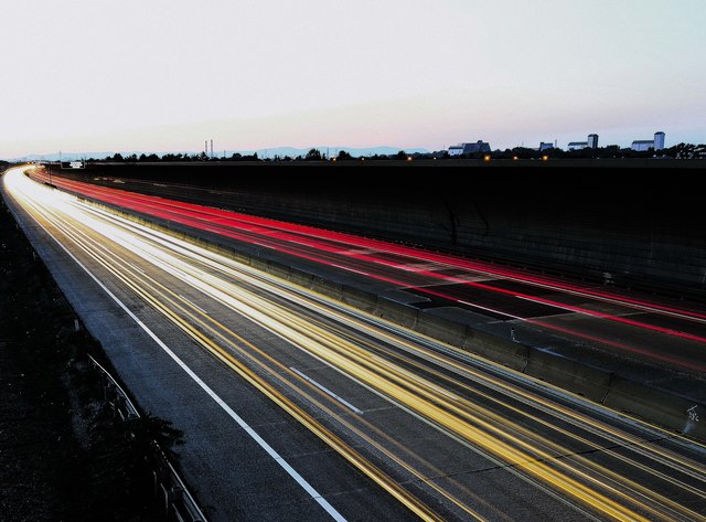 Auf der A4 kommt es zwischen Schwechat und Bruck an der Leitha immer wieder zu schweren Verkehrunfällen mit Personenschaden!!!!