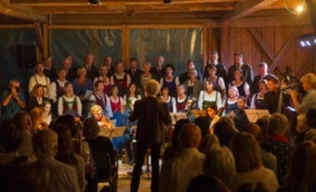 Singgemeinschaft Weissensee und Wiener Klangkommune in Untergassers Tenn | Foto: KK/Buchinger