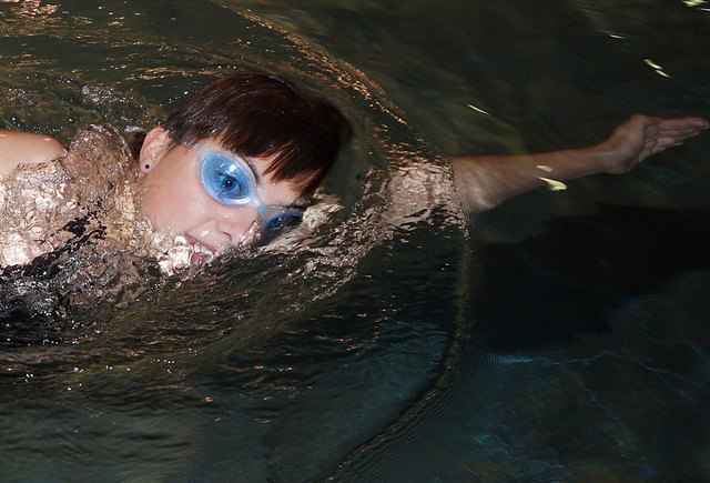 Schwimmkurse im Hallenbad Kirchdorf starten