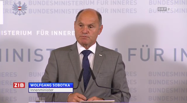 Innenminister Wolfgang Sobotka (ÖVP) verkündet den Fahrplan zum neuen Wahltermin für die Wiederholung der Stichwahl.
