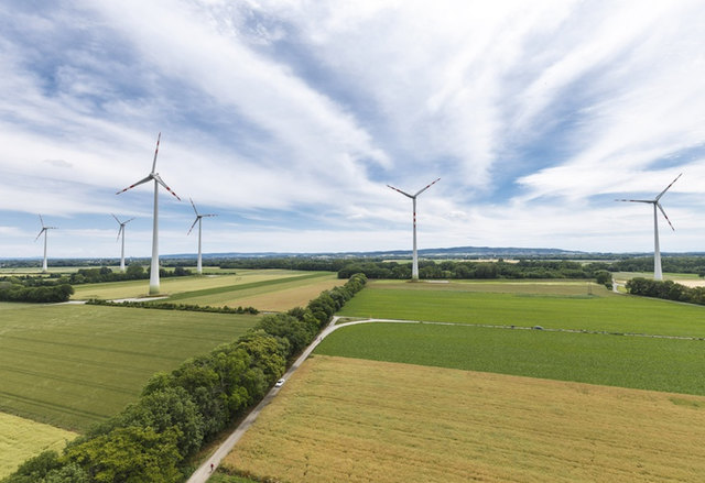 Interessierte Investoren können sich an zwei Windrädern des Windparks Pottendorf beteiligen. | Foto: Wien Energie/PhotobyHofer