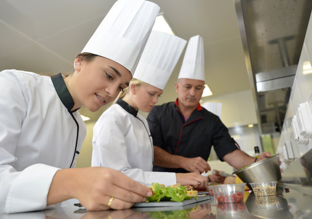 Wirtschaftslandesrätin Patrizia Zoller-Frischauf bricht eine Lanze für die Meisterprüfung in Handwerk und Gewerbe: „Meisterbetriebe sichern Fachkräfteausbildung!“