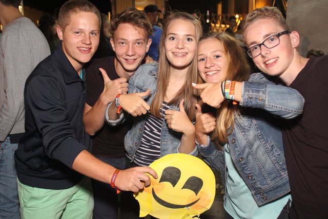 Genossen die hervorragende Stimmung beim SoundShake 2016 : Christian Fischer ,Sebastian Bruckner, Lena Haberl, Athena Hahn und Michael Schmidt