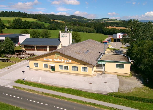 Der Firmensitz der Tischlerei Johann Putz am Ortsrand von Vorau. | Foto: KK