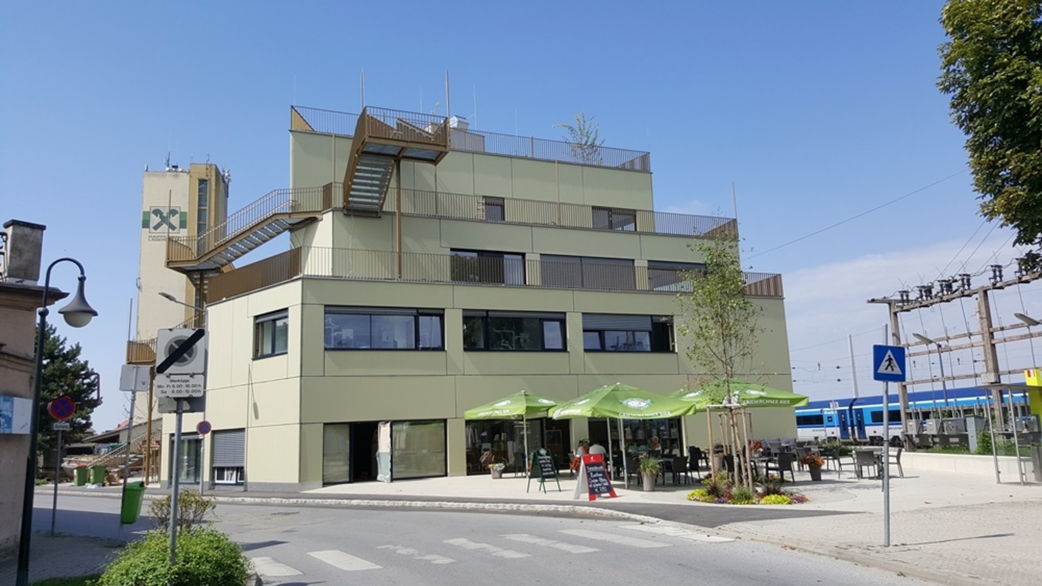 Das Haus am Bahnhof Gänserndorf