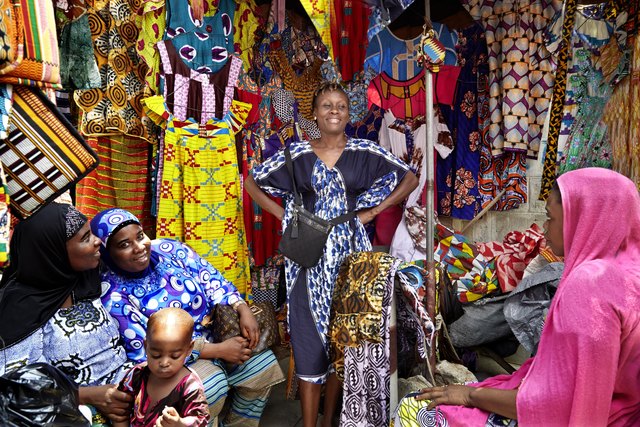 Vernissage Afrika im Gewand | Foto: Gert Chesi