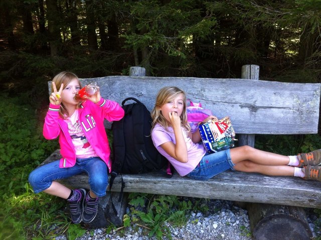 Kleine Pause beim Ameisenlehrpfad in St. Ilgen - Hochschwabregion.