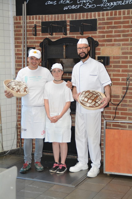 Hans Martin Naglreiter und Martin Sparhuber mit Lehrling Jessica Hoschek.