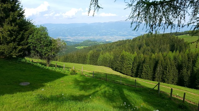 Wunderschöner Blick von der Saualpe runter ins Lavanttal