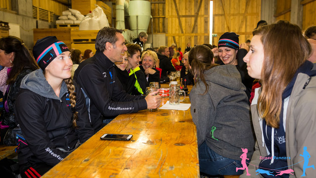 Zusammensitzen © Die Wiener Lichtbildmanufaktur