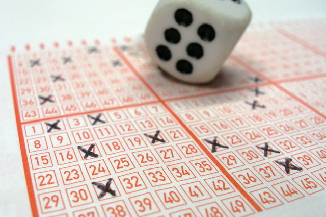 30 Jahre Lotto in Österreich - noch kein Bezirk ist leer ausgegangen | Foto: Claudia Hautumm / pixelio.de