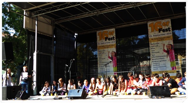 Es gab eine Talentshow des SchülerInnenparlaments