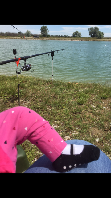 Gerade mal ein Monat war unsere Lorena alt und sie war schon mit beim wandern und Fischen in Podersdorf