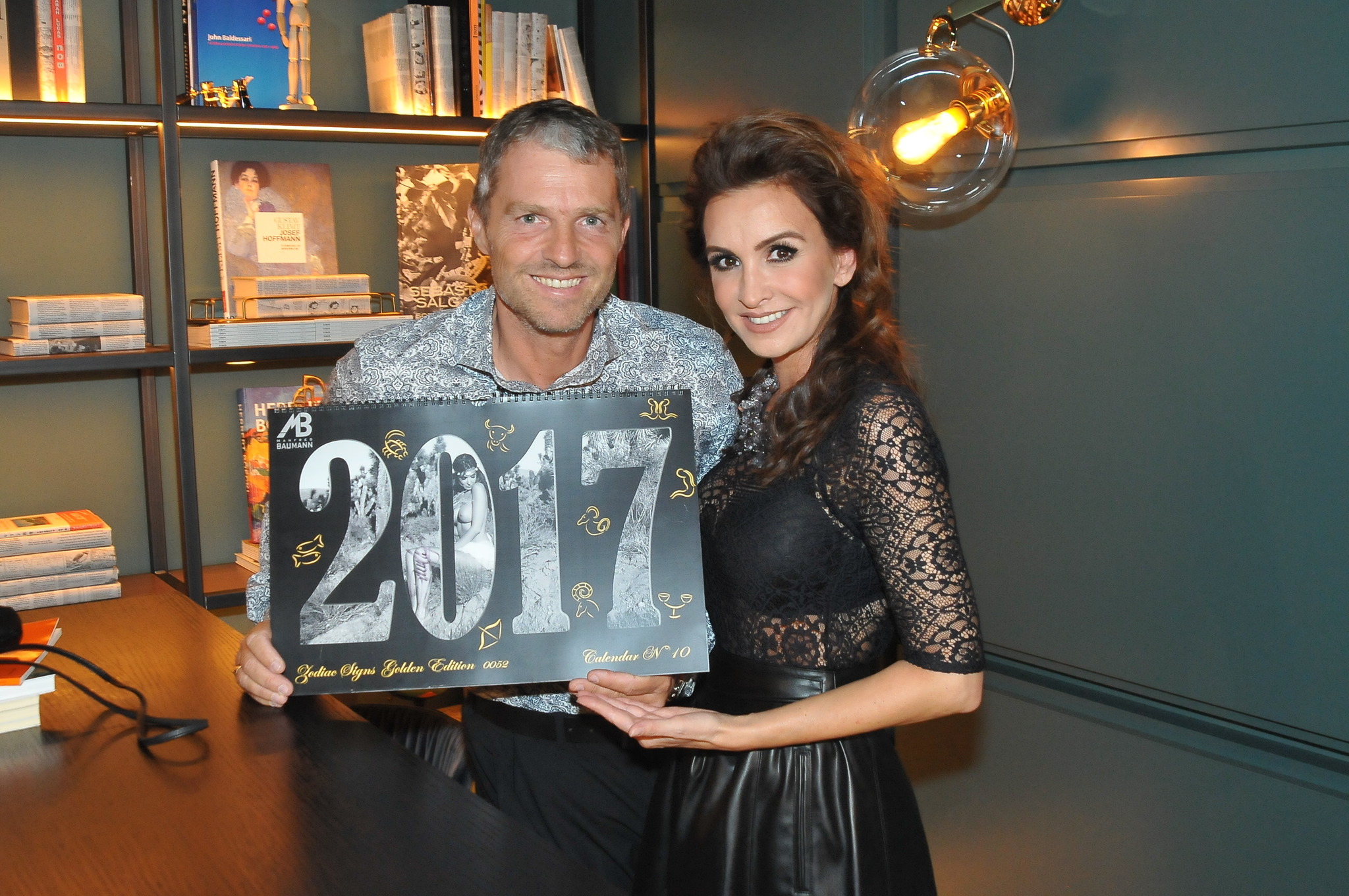 Viel nackte Haut im neuen Baumann-Kalender - Hietzing