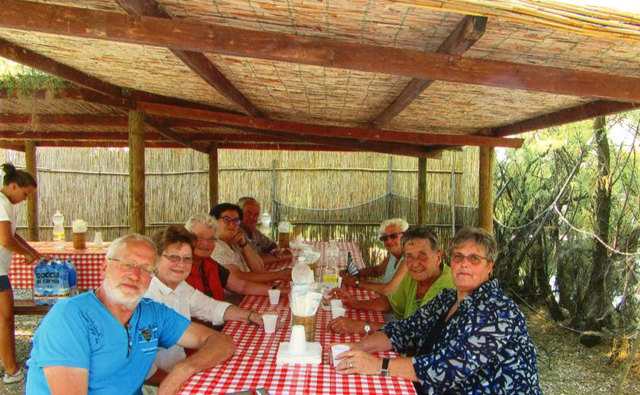 In einer der traditionellen Fischerhütten wurde das Mittagessen eingenommen | Foto: KK
