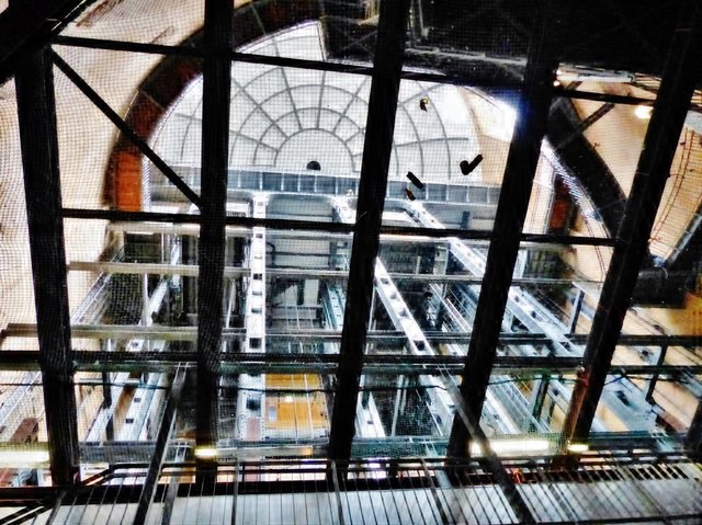 Hamburg - Autolift zum Elbtunnel