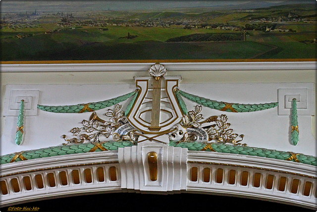 Detail über der Bühne