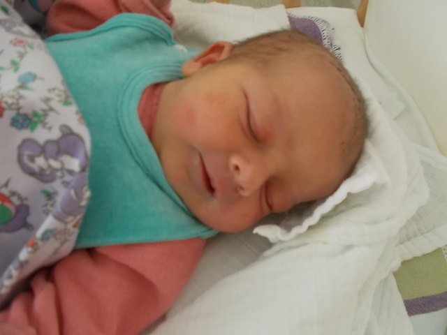 Sarah Schweigl
Geboren: 25.09.2016 um 08:56
Größe: 52 cm Gewicht: 3.525 g
Wohnort: 2165 Kleinschweinarth