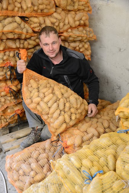 Heimo Oberauner lädt zum Kartoffel Hoffest ein | Foto: Hans Jost