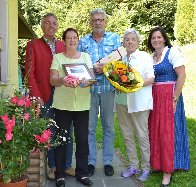 Andreas Walcher (Obmann Tourismusverband St. Michael) Ilse und Erich Müllner, Santner Elisabeth, Gertraud Lankmaier (GF Tourismusverband St. Michael). | Foto: TVB St. Michael