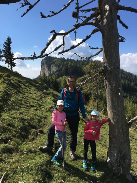 Wanderung auf der Teichalm, im Hintergrund die "rote Wand", die wir im Anschluss erklommen haben.