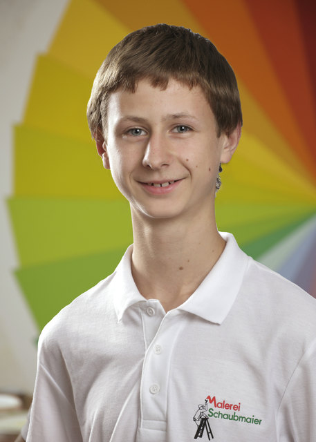 Dominik Viehböck ist im zweiten Lehrjahr bei der Malerei Schaubmaier in St. Johann. | Foto: Foto: Mathe