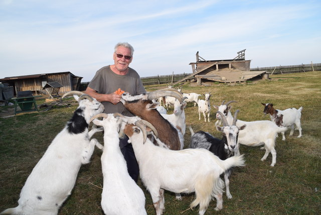 Peter mit dem großen Herz für Tiere. Das Rauchen will er aufgeben, macht einen Kurs bei der Krankenkasse. | Foto: hs