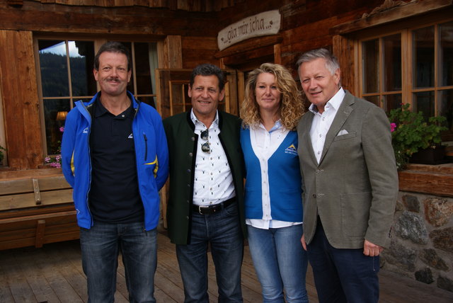 Freuen sich auf die Sendung: Ulrich Thurnes, Franz Posch, Alexandra Hangl und Helmut Krieghofer (v. l.9).