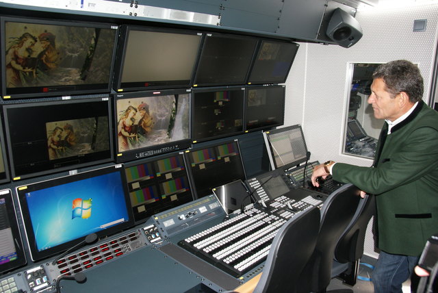 In Serfaus wird mit dem neuen Fernseh-Übertragungswagen modernste Technik eingesetzt.