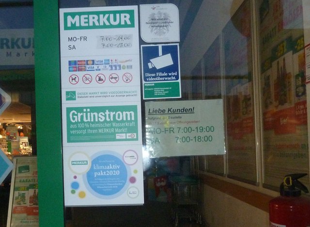 Beim Eingang läuft der "Schmäh"